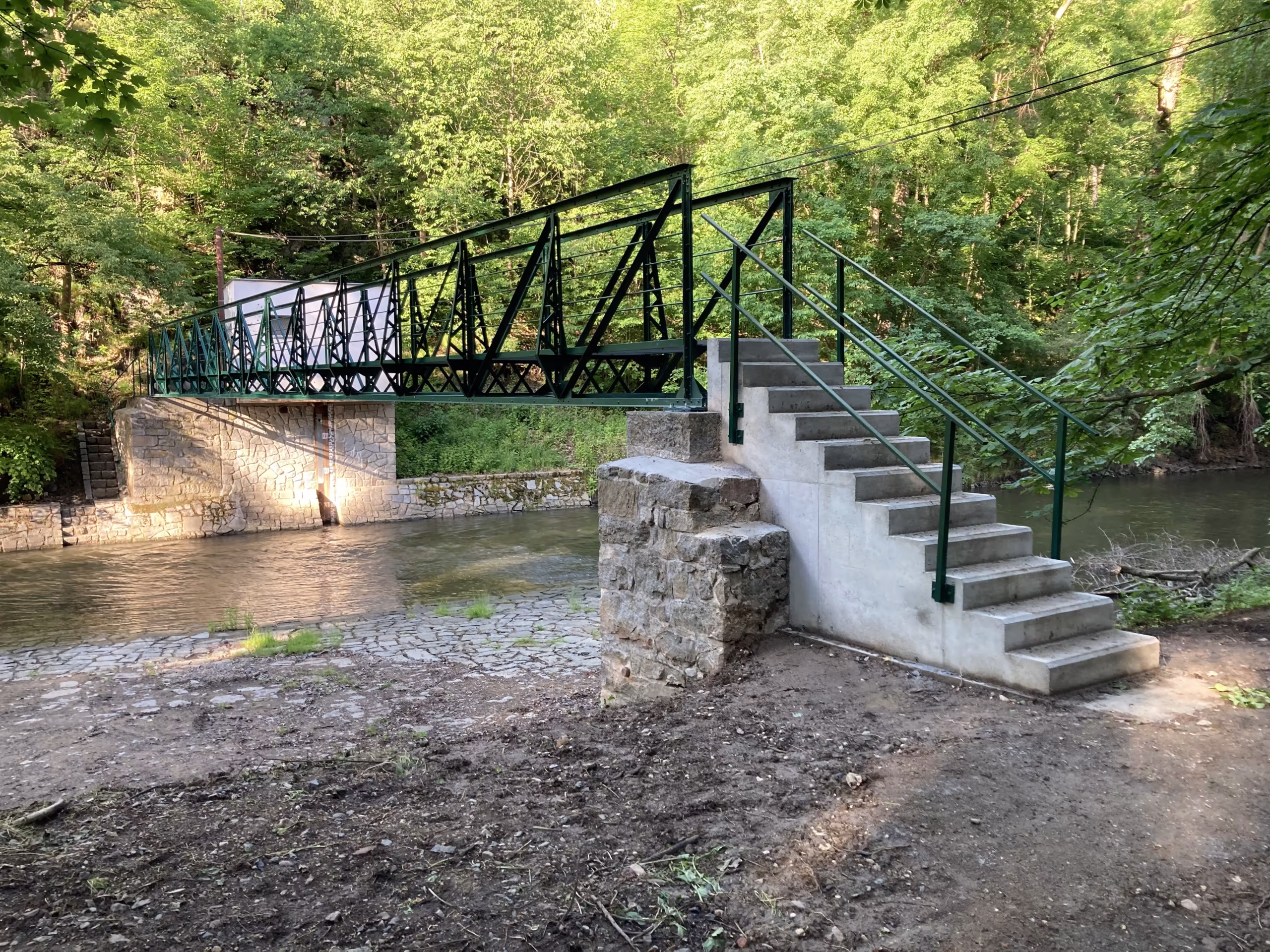 Oprava lávky Štěnovice